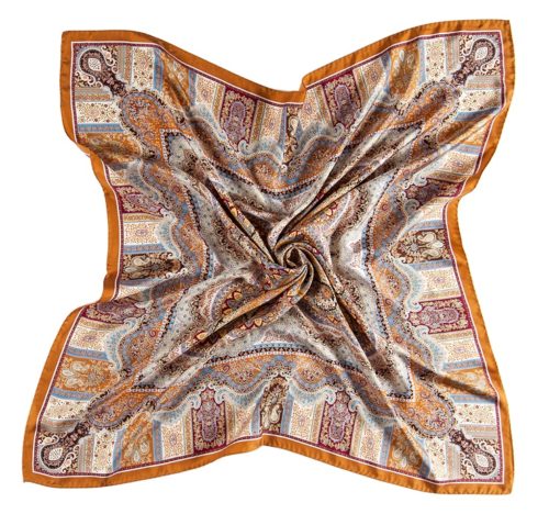 foulard carré soie autrichien couleur d'automne détail