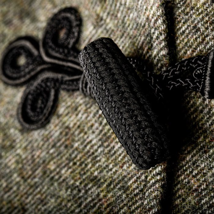 petit_manteau_autrichien_vert_detail_brandebourg_femme_dos_steinbock_edelweiss