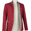 Veste rouge homme boutonnée sur mannequin blanc